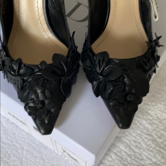 ❌SOLD❌Dior Black Lambskin Flower Slingback heel 4” - Picture 9 of 12